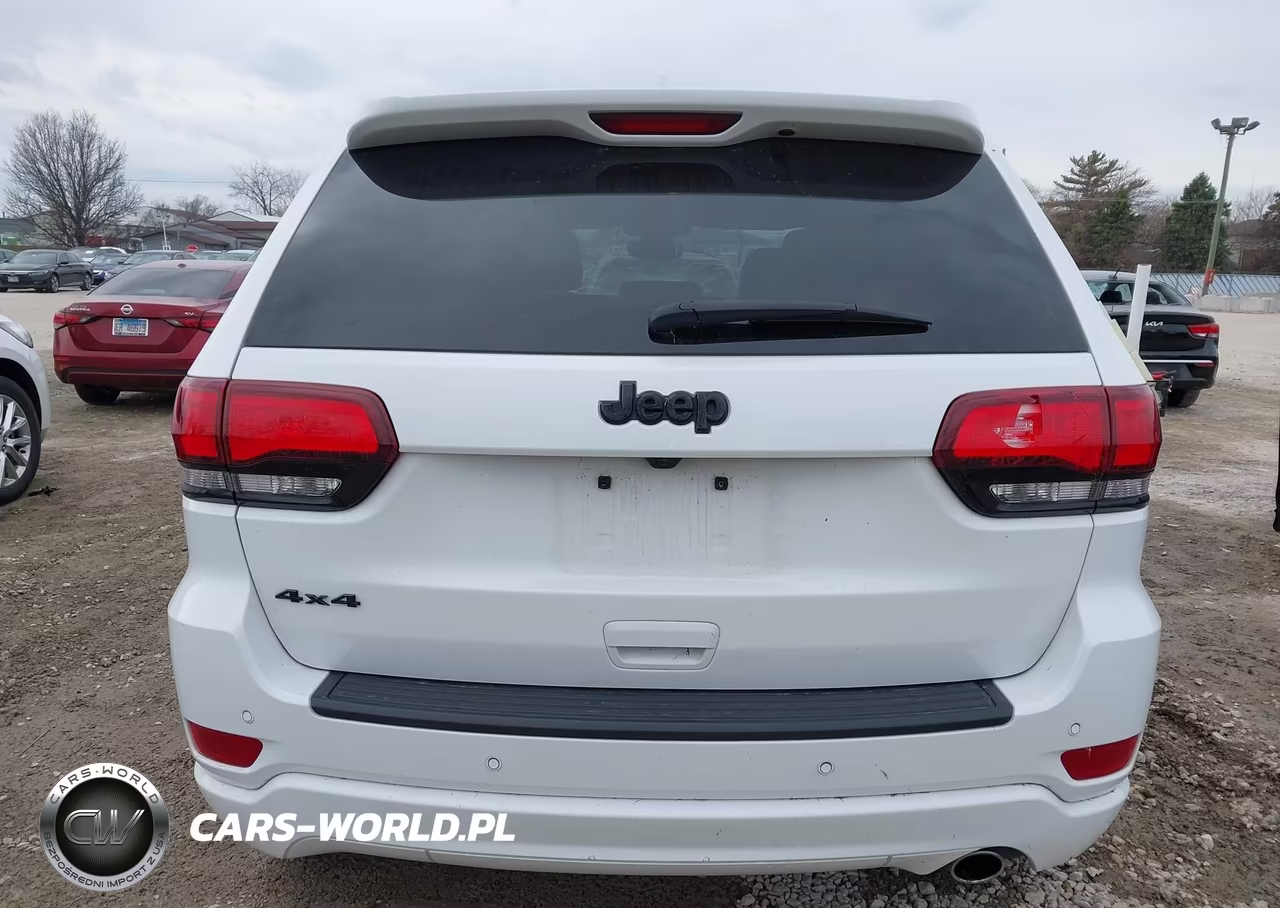 2020 Jeep Grand Cherokee Altitude 4X4 VIN:1C4RJFAG8LC331334 - 16