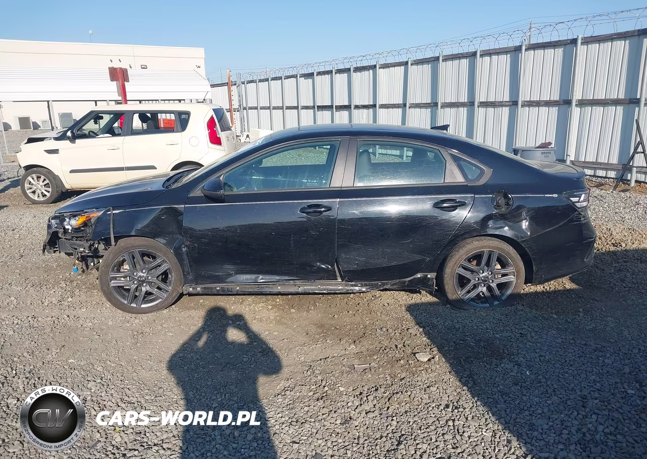 2021 Kia Forte Gt-Line VIN:3KPF34AD8ME389834 - 14