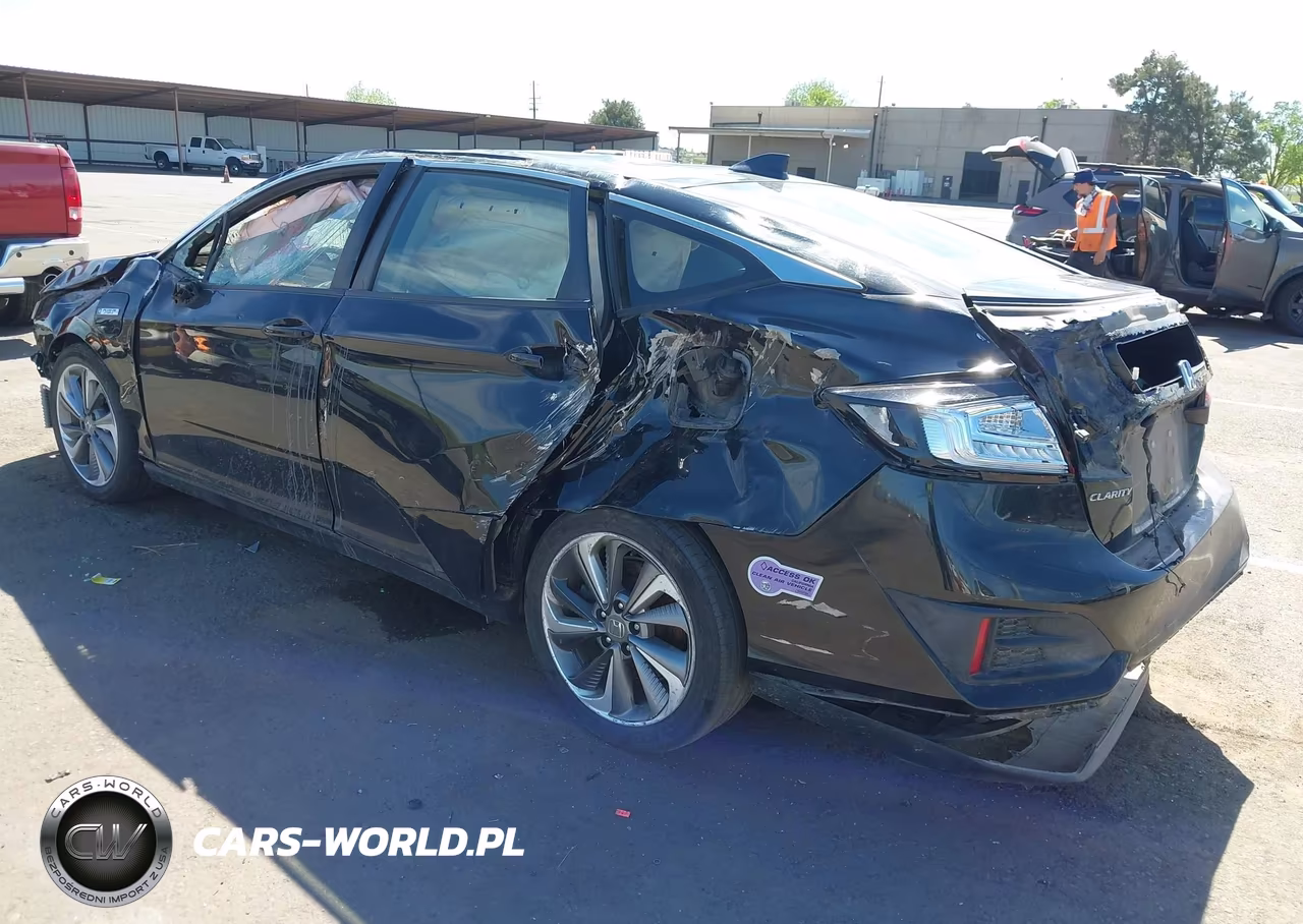 2019 Honda Clarity Plug-In Hybrid Touring VIN:JHMZC5F37KC000672 - 3