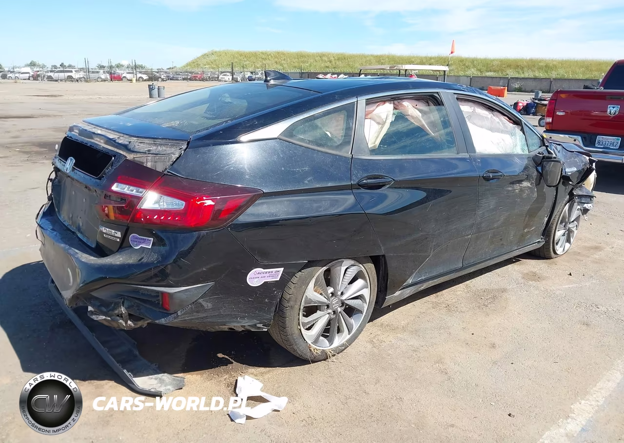 2019 Honda Clarity Plug-In Hybrid Touring VIN:JHMZC5F37KC000672 - 4