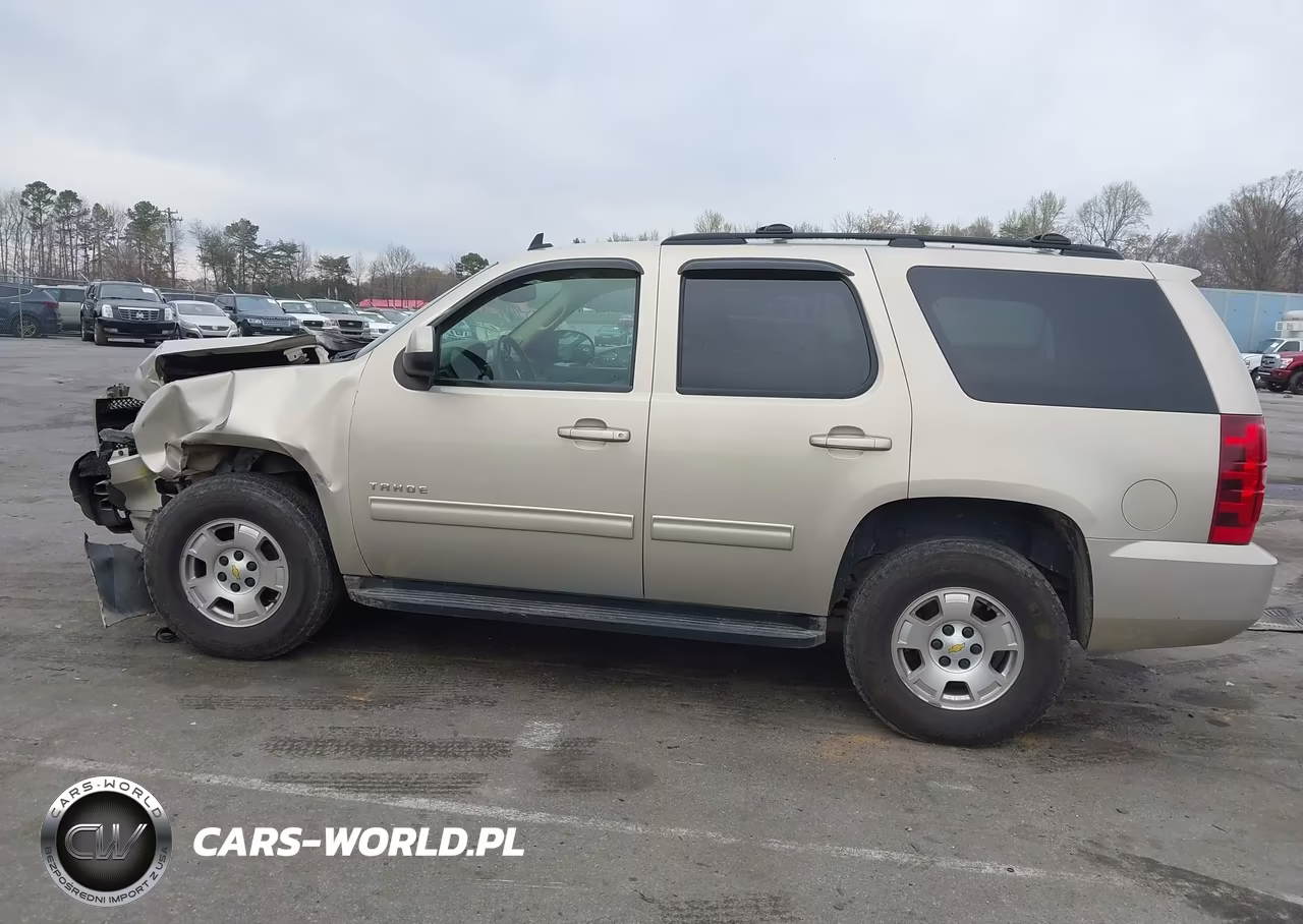 2011 Chevrolet Tahoe Ls VIN:1GNSCAE07BR196197 - 14