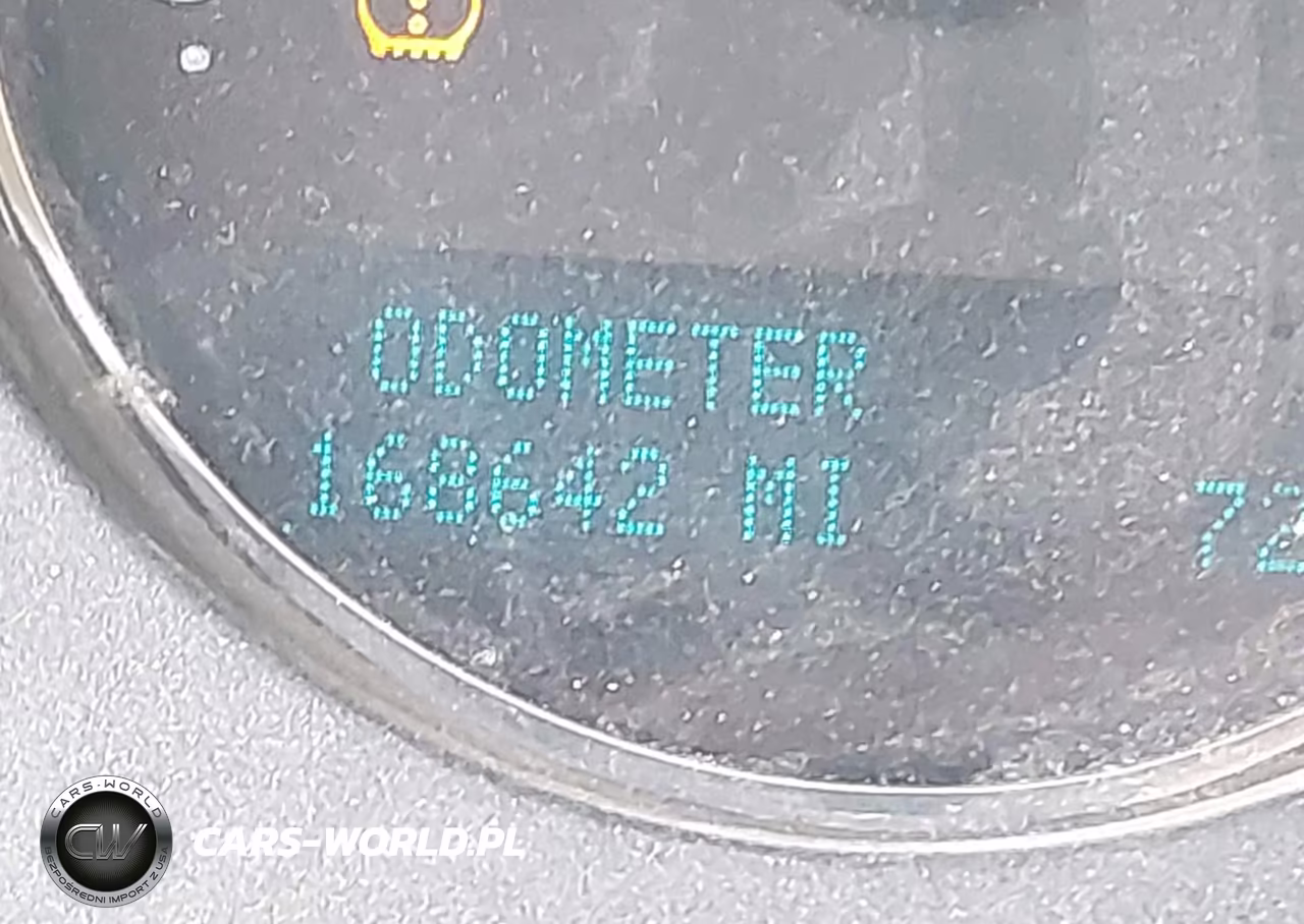 2011 Chevrolet Tahoe Ls VIN:1GNSCAE07BR196197 - 15