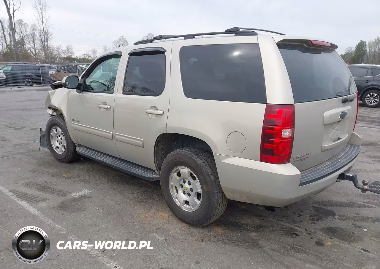 2011 Chevrolet Tahoe Ls VIN:1GNSCAE07BR196197 - 3