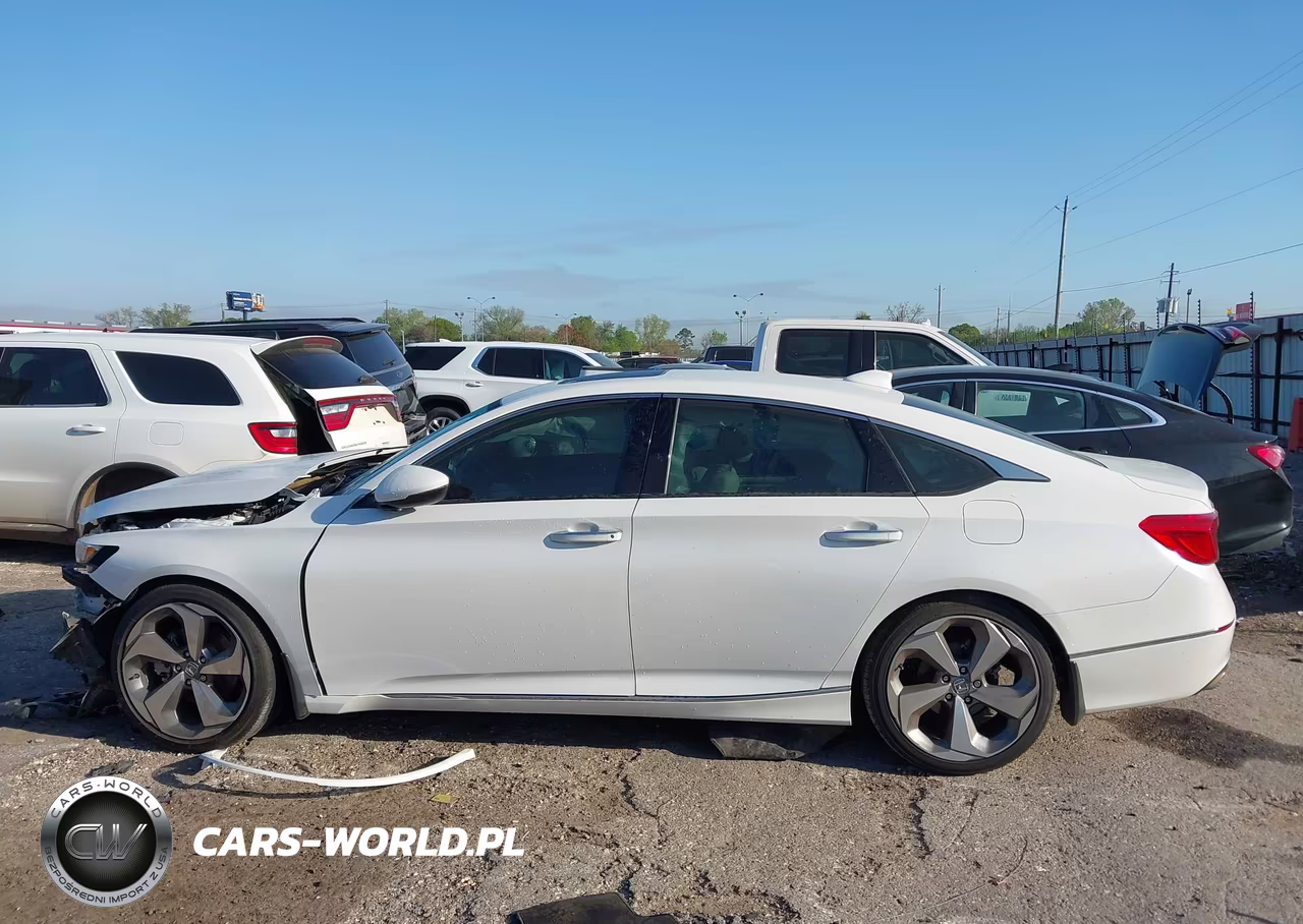 2018 Honda Accord Touring VIN:1HGCV1F95JA108542 - 14