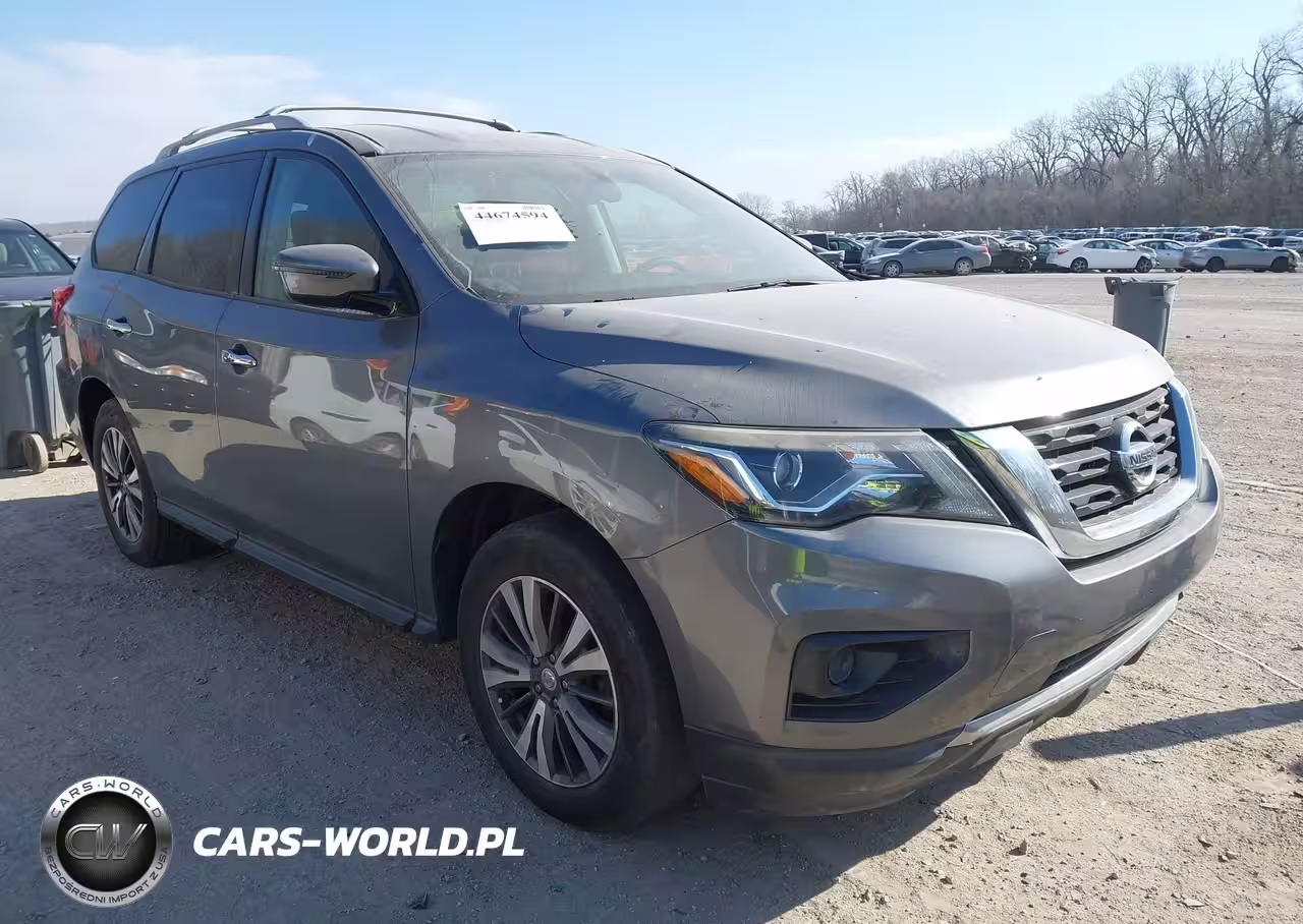 2018 Nissan Pathfinder S