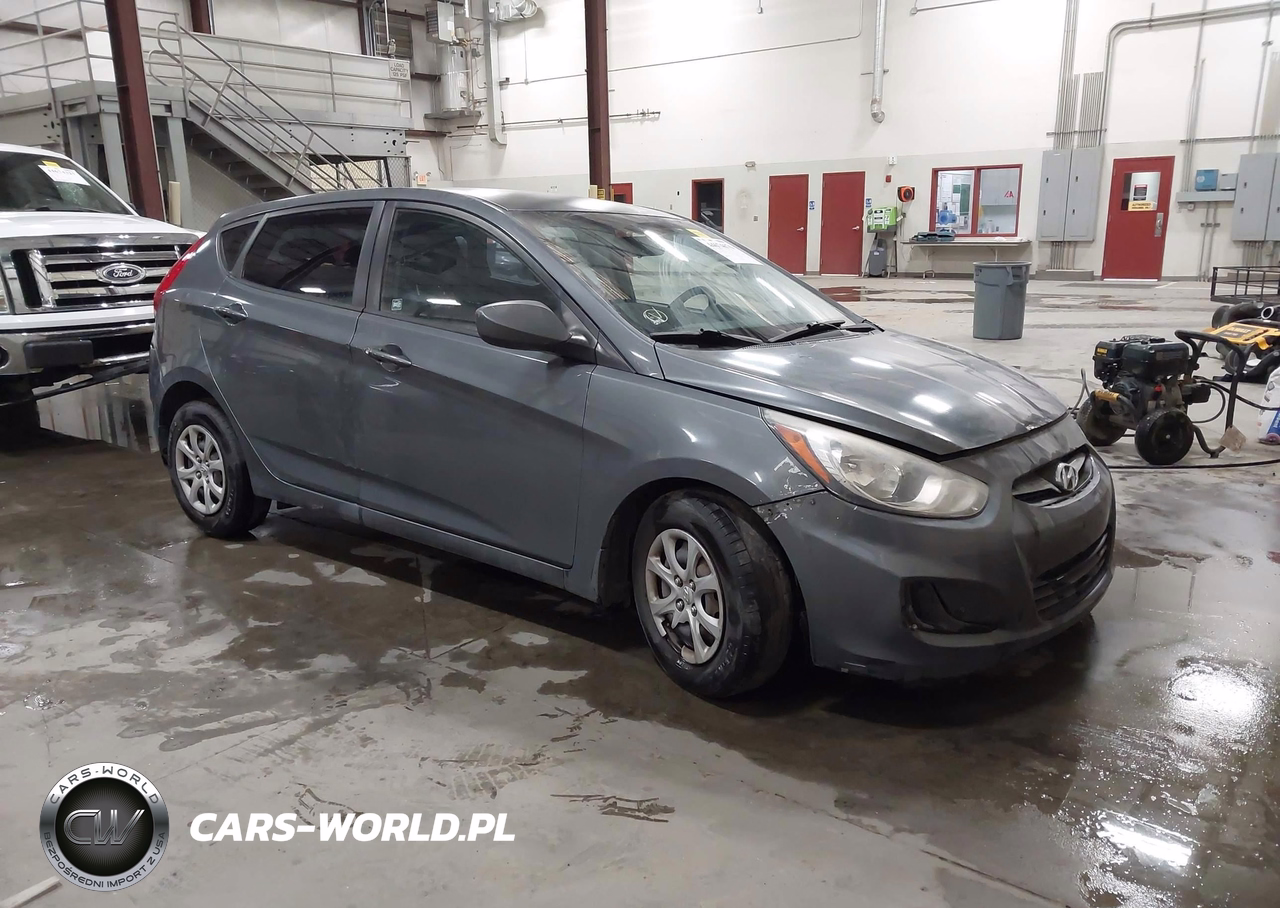 2012 Hyundai Accent Gs