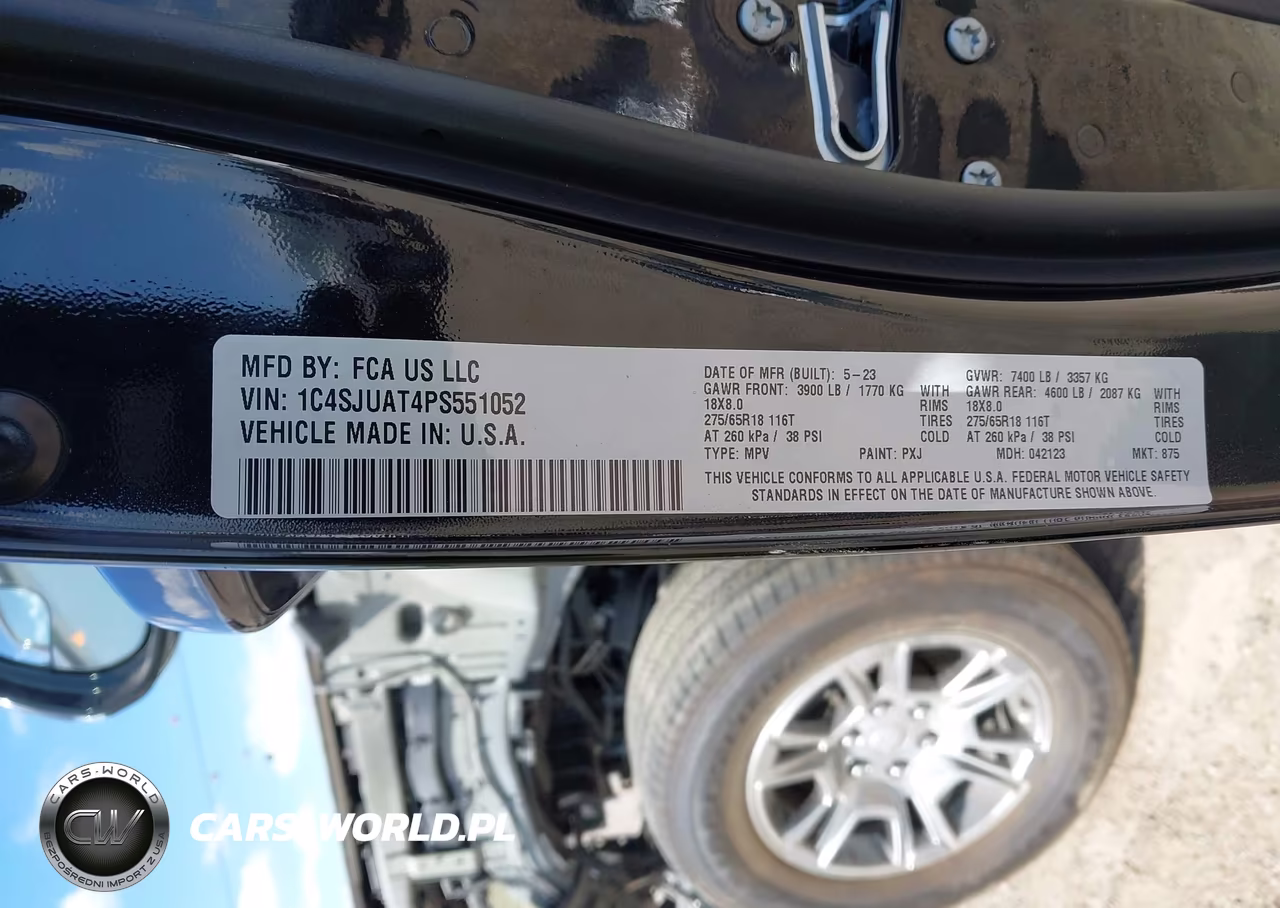 2023 Jeep Wagoneer Series I 4X2 VIN:1C4SJUAT4PS551052 - 9