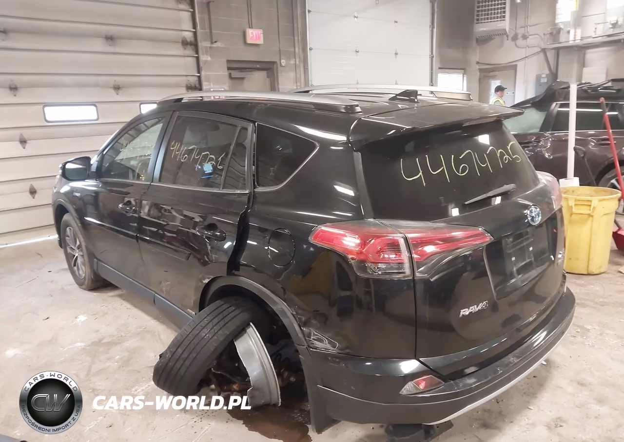 2017 Toyota Rav4 Hybrid Xle VIN:JTMRJREV2HD152220 - 3