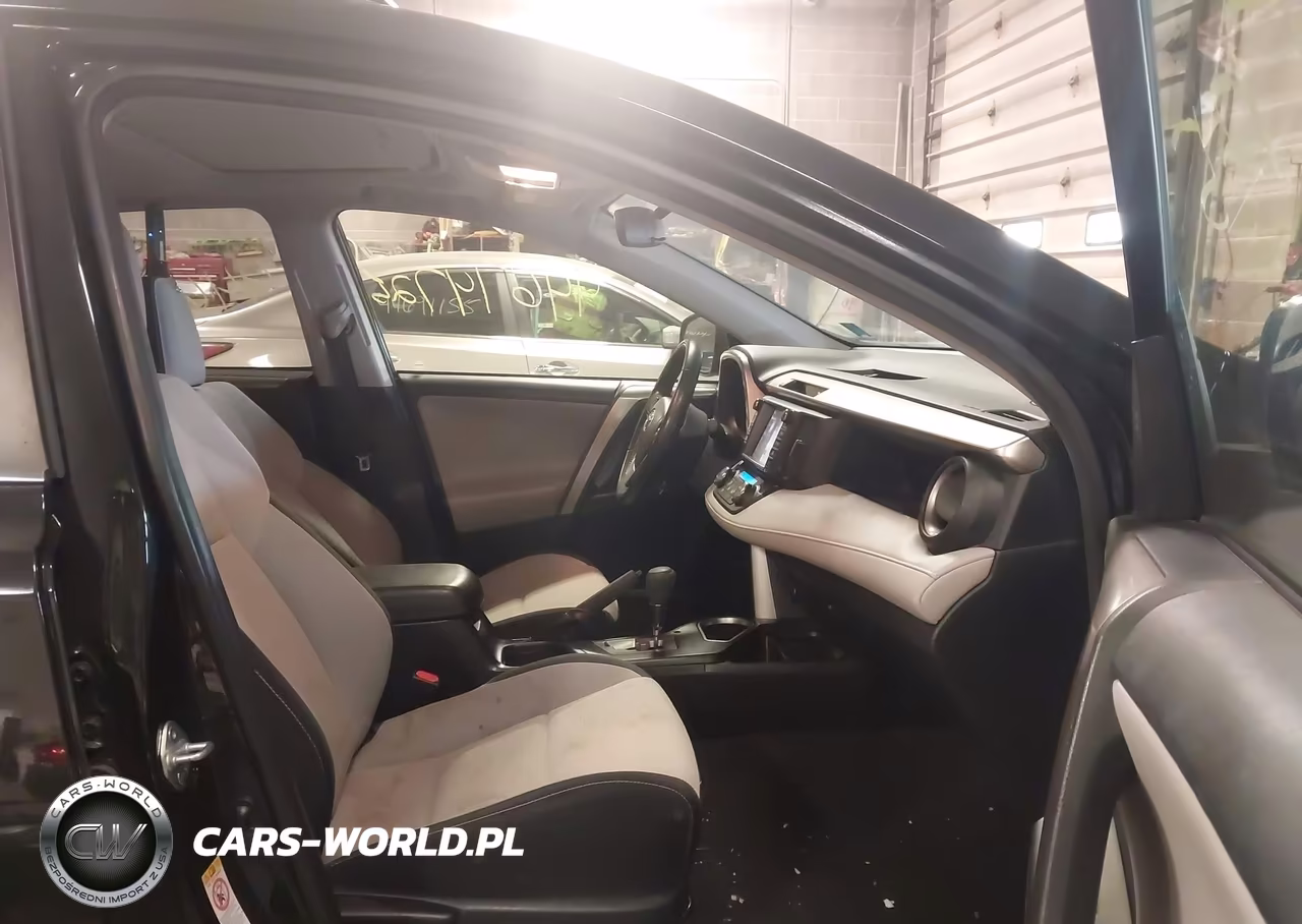 2017 Toyota Rav4 Hybrid Xle VIN:JTMRJREV2HD152220 - 5