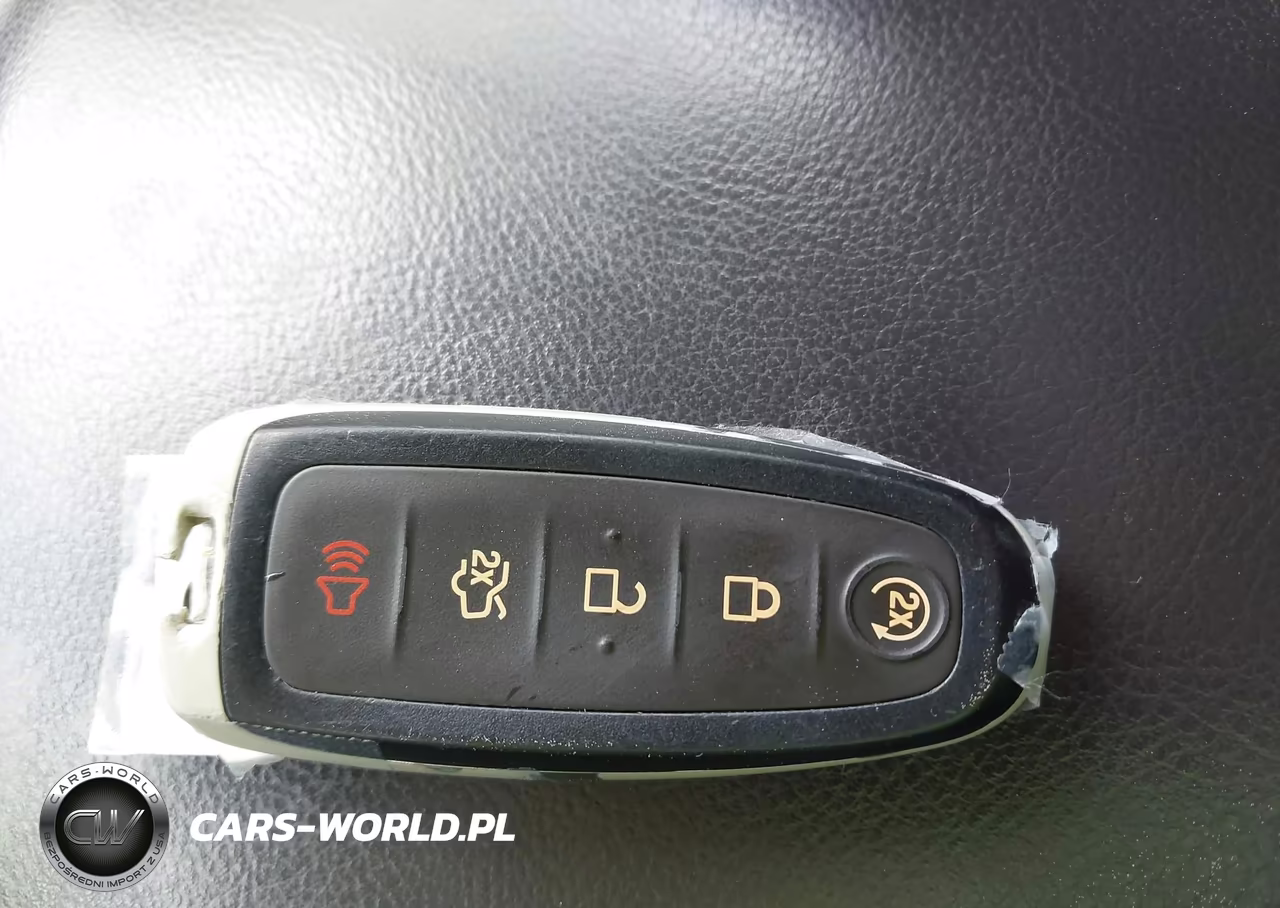 2013 Ford Focus Titanium VIN:1FADP3N2XDL179988 - 11