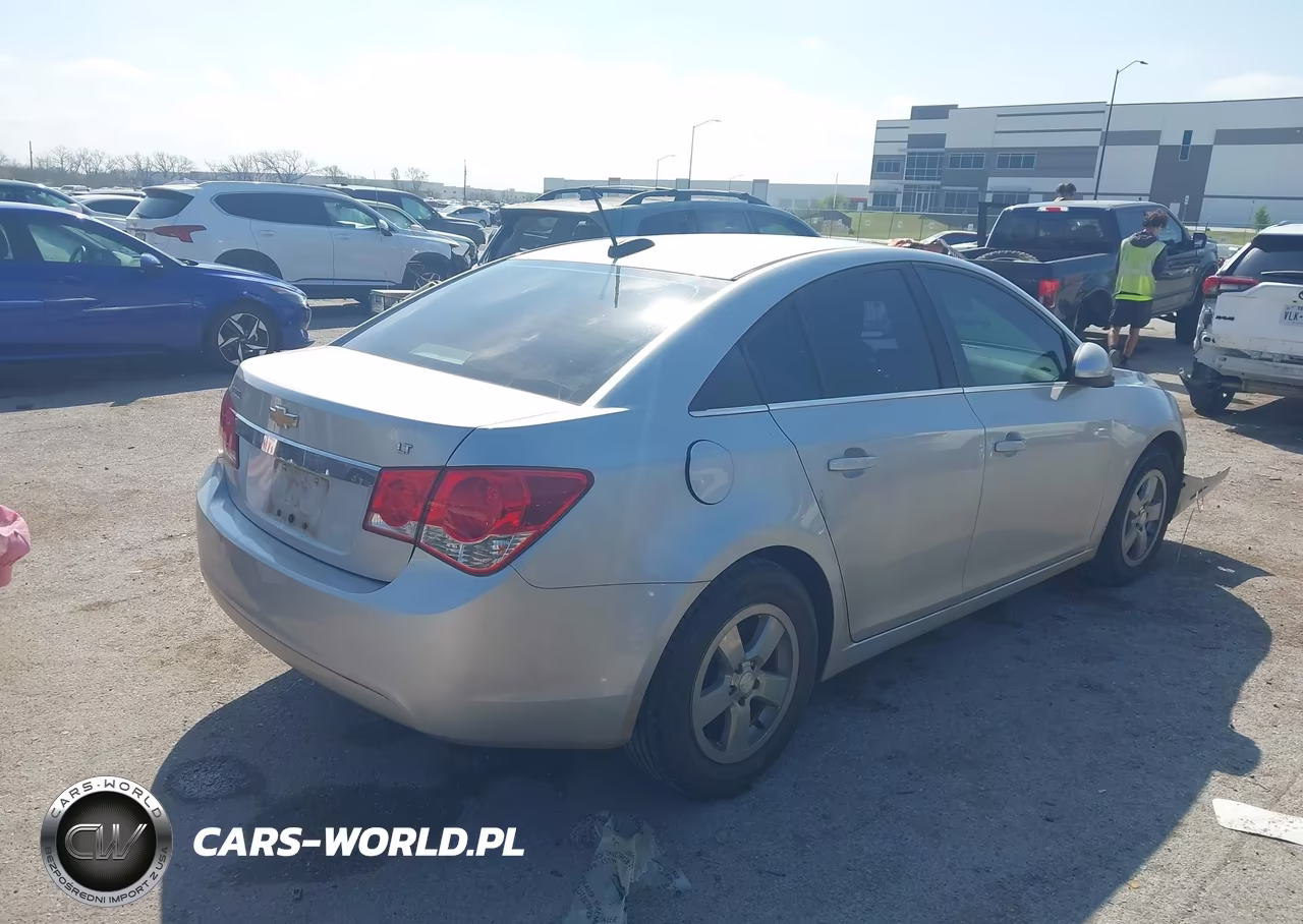 2016 Chevrolet Cruze Limited 1Lt Auto VIN:1G1PE5SB2G7103118 - 4