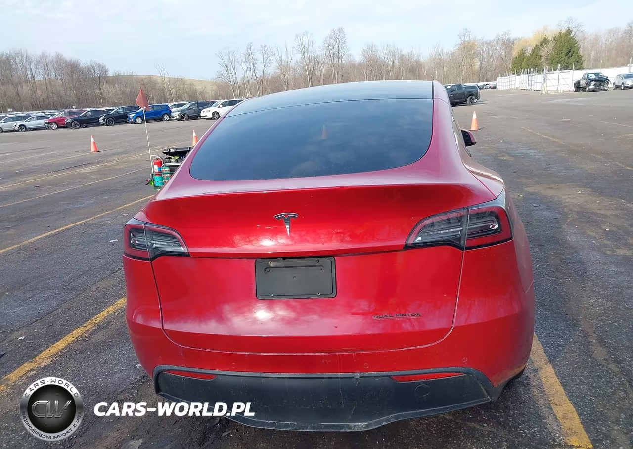 2020 Tesla Model Y Long Range Dual Motor All-Wheel Drive VIN:5YJYGDEE5LF035052 - 16