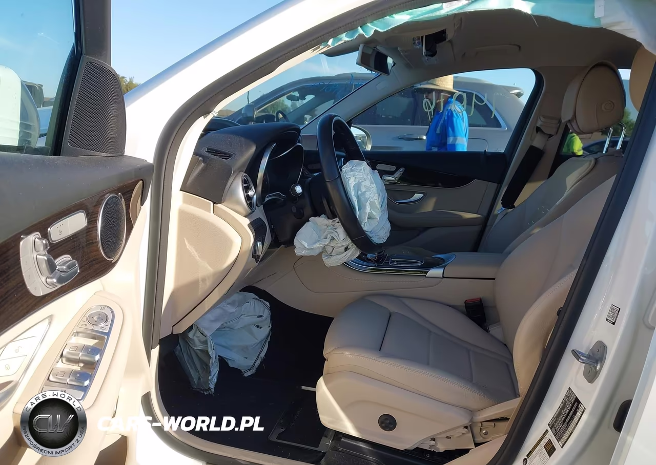 2020 Mercedes-Benz Glc 300 VIN:W1N0G8DB1LF846119 - 5