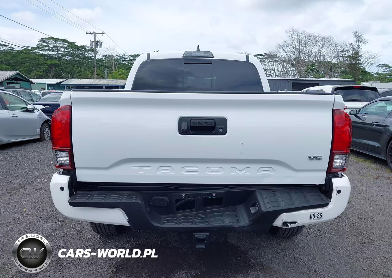 2018 Toyota Tacoma Sr5 V6 VIN:3TMAZ5CN5JM061888 - 16