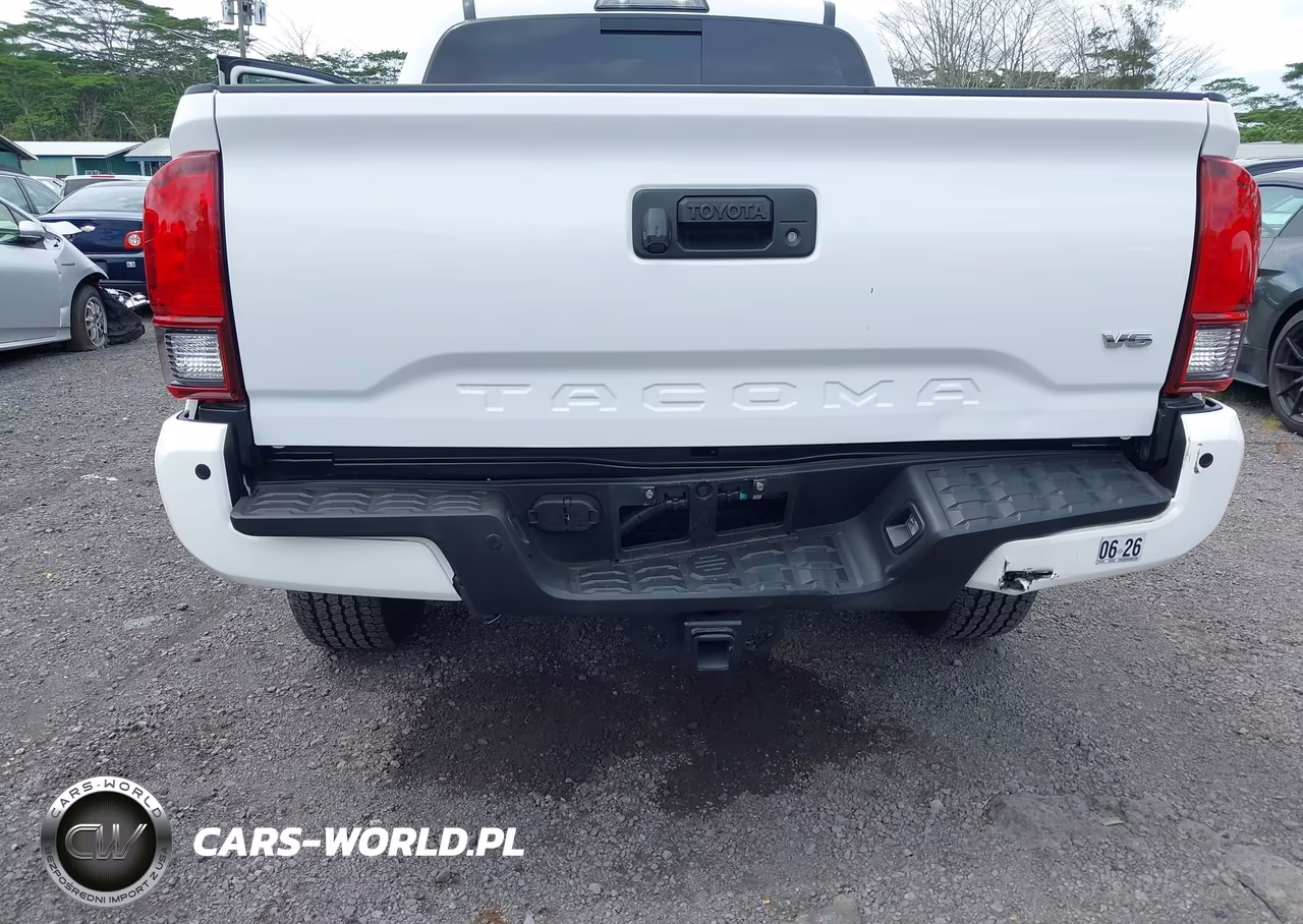 2018 Toyota Tacoma Sr5 V6 VIN:3TMAZ5CN5JM061888 - 6