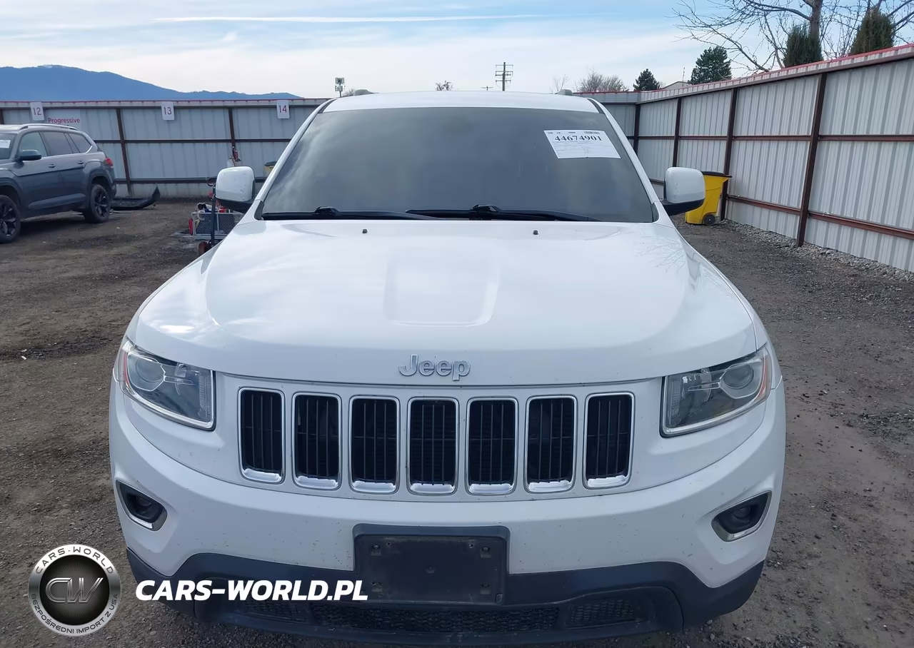 2015 Jeep Grand Cherokee Laredo VIN:1C4RJFAG1FC886226 - 12