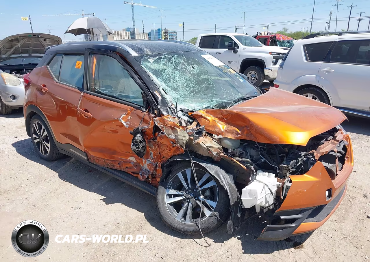 2019 Nissan Kicks Sr