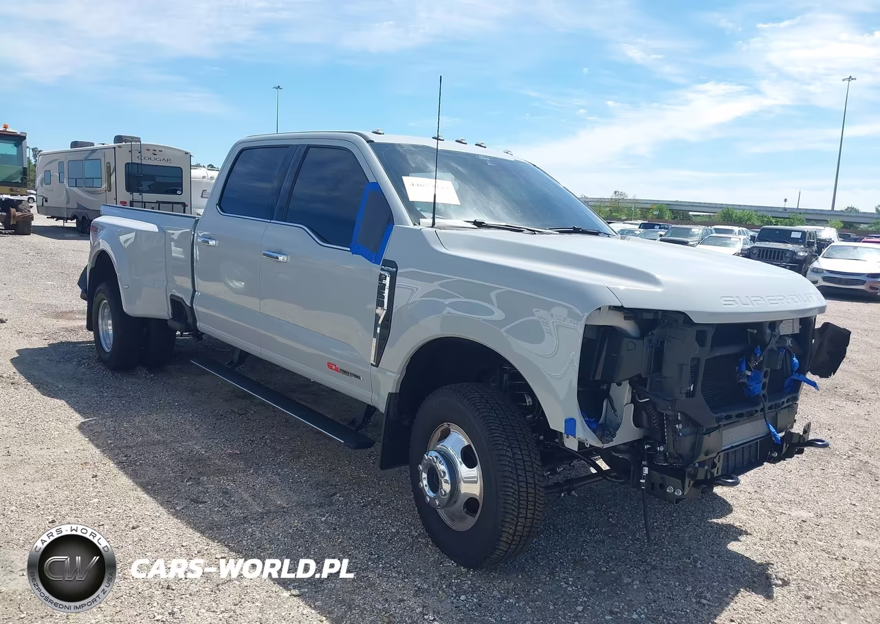 2026 Ford F-350 Platinum – zdjęcie 1 z 17