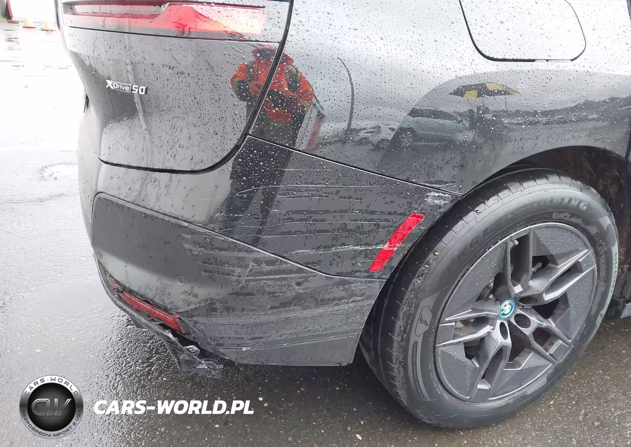 2023 BMW Ix xDrive50 VIN:WB523CF09PCM92363 - 19