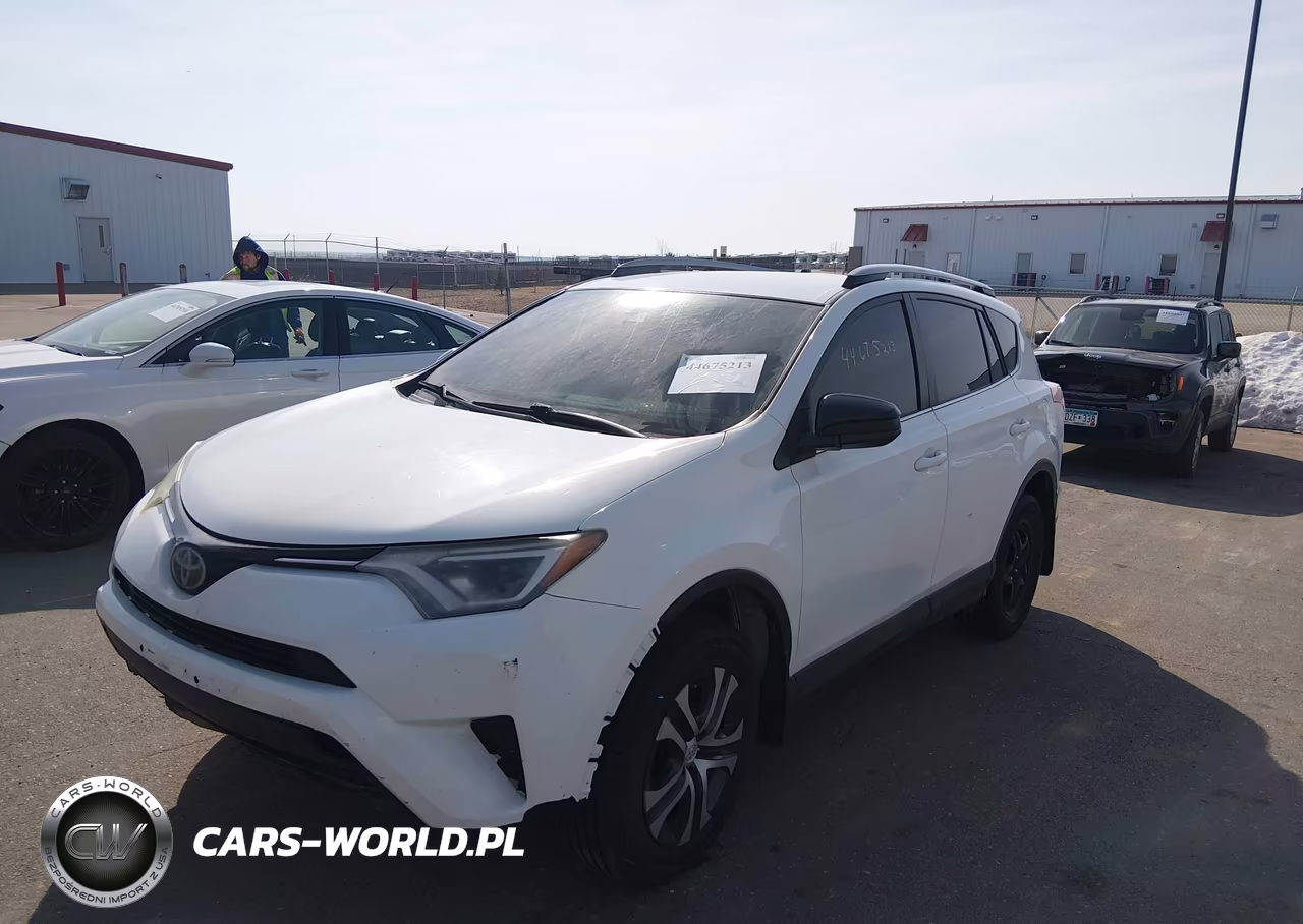 2017 Toyota Rav4 Le VIN:JTMBFREV2HJ108271 - 2