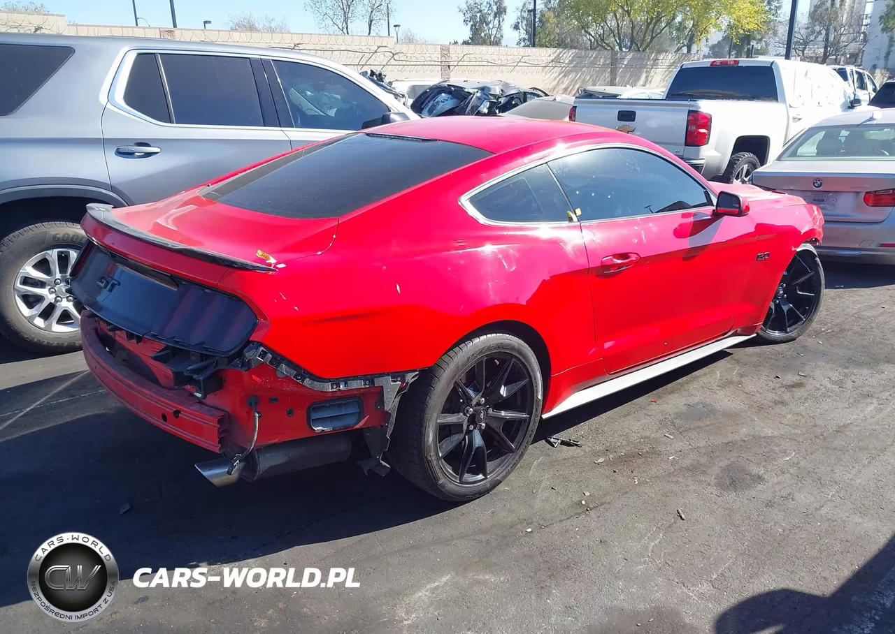 2017 Ford Mustang Gt-Gt Premium VIN:1FA6P8CF3H5262135 - 4
