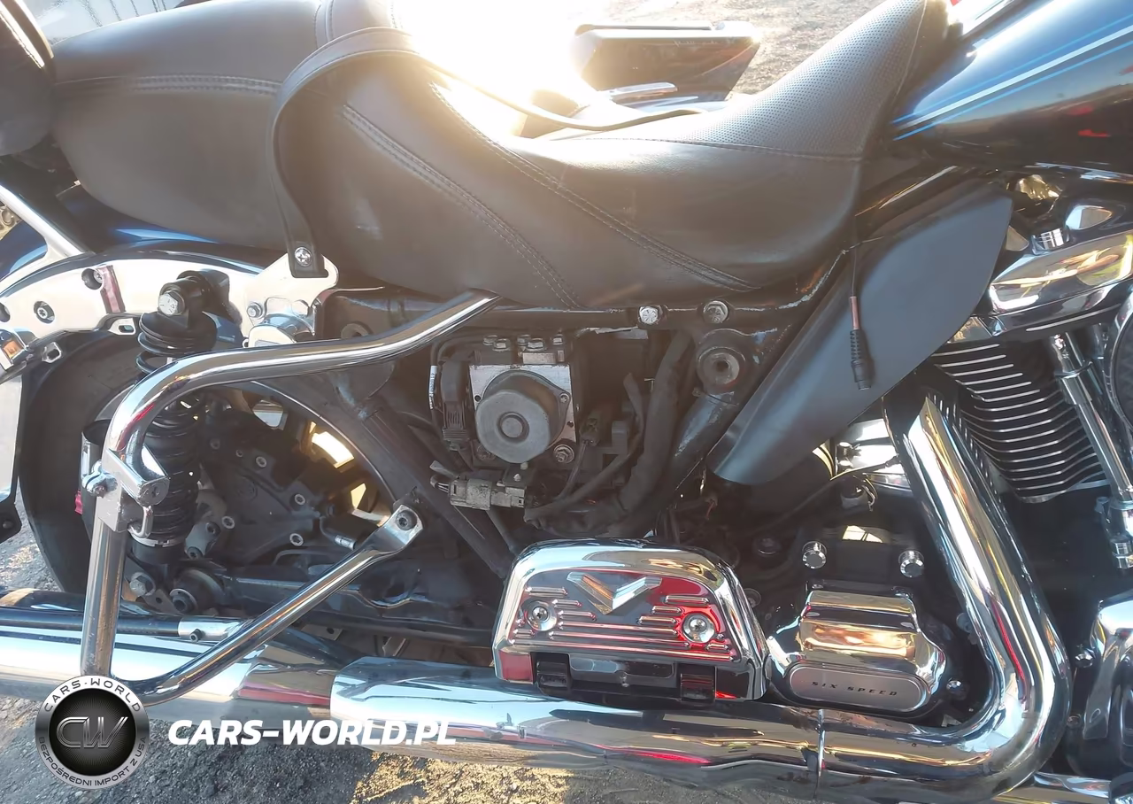 2018 Harley-Davidson Flhtk 115Th Anniv Ultra Ltd VIN:1HD1KWD34JB631957 - 8