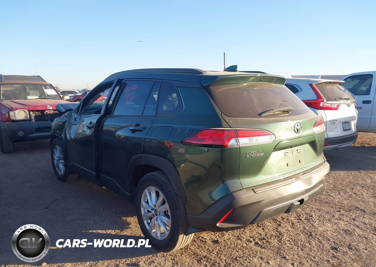 2023 Toyota Corolla Cross Le VIN:7MUCAAAG8PV068765 - 3