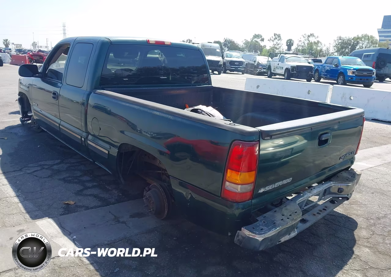 2002 Chevrolet Silverado 1500 Ls VIN:2GCEC19V421317241 - 3