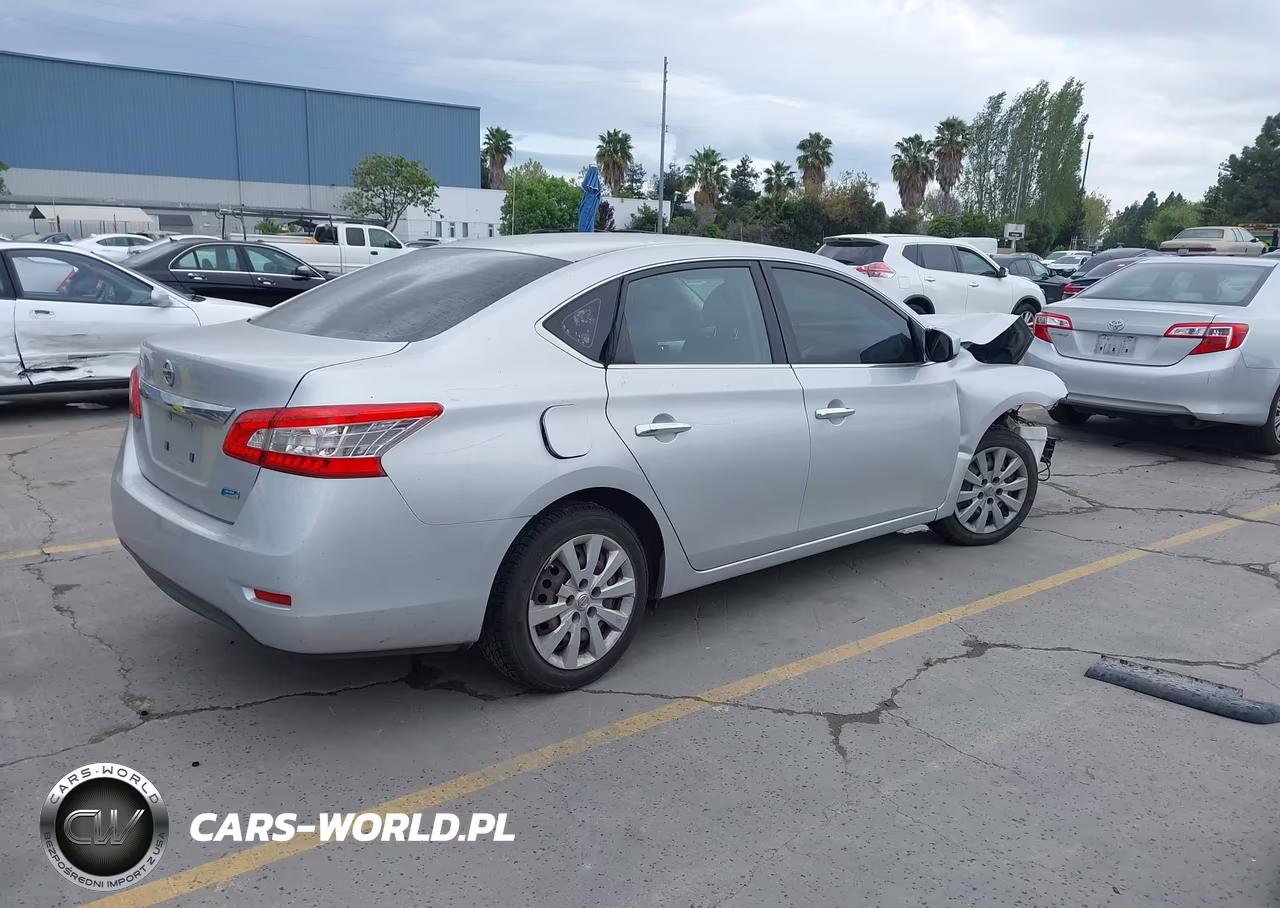 2014 Nissan Sentra S VIN:3N1AB7AP5EL690831 - 4