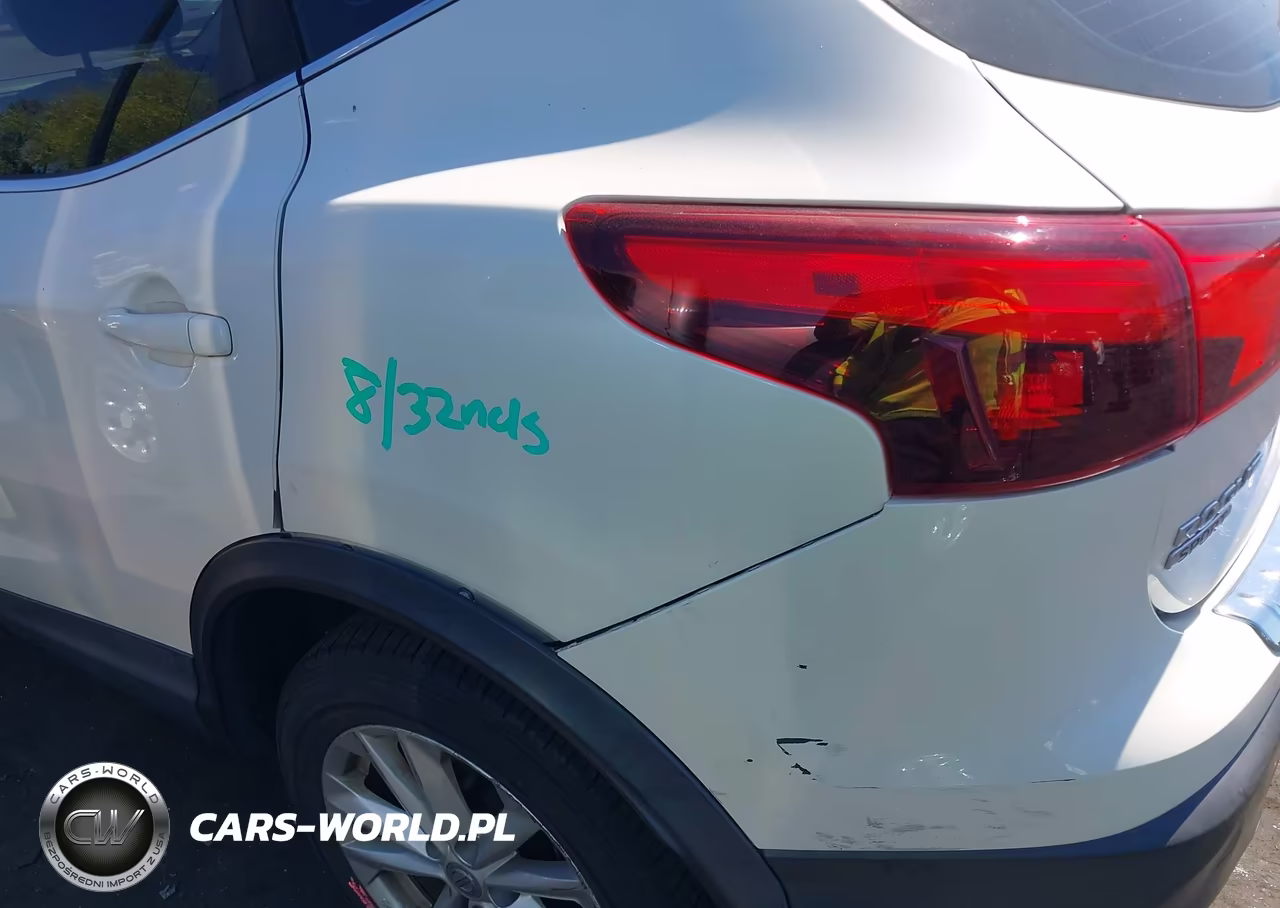 2018 Nissan Rogue Sport Sv VIN:JN1BJ1CP0JW190856 - 18