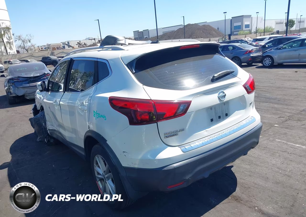 2018 Nissan Rogue Sport Sv VIN:JN1BJ1CP0JW190856 - 3