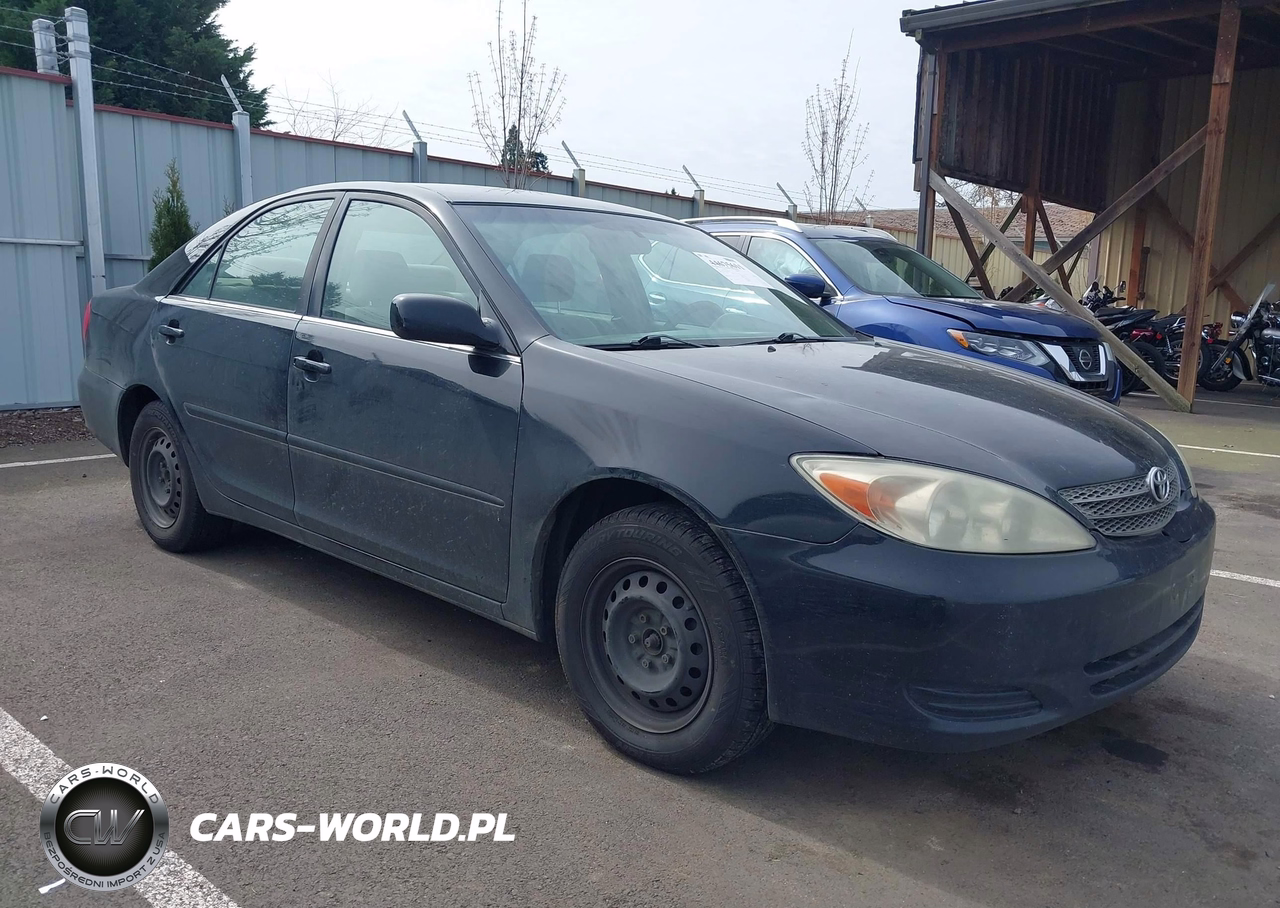 2004 Toyota Camry Le