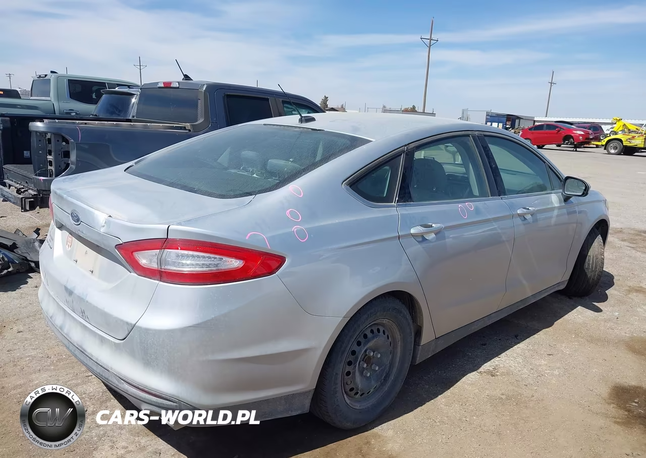 2014 Ford Fusion S VIN:3FA6P0G78ER354970 - 4