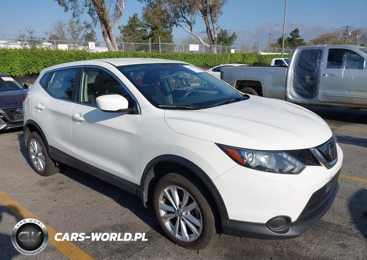 2019 Nissan Rogue Sport S