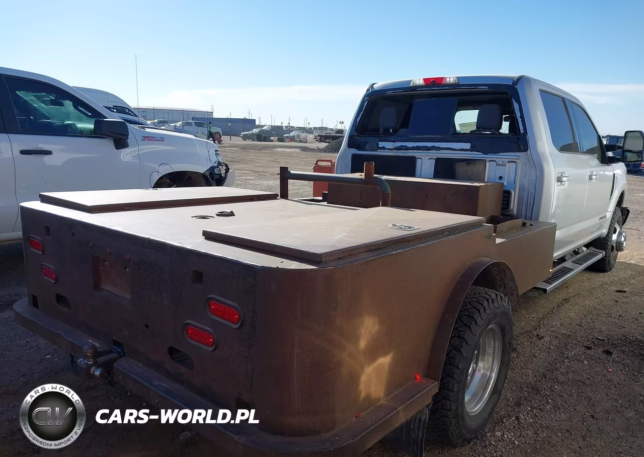 2018 Ford F-350 Lariat VIN:1FT8W3DT9JEB20469 - 4