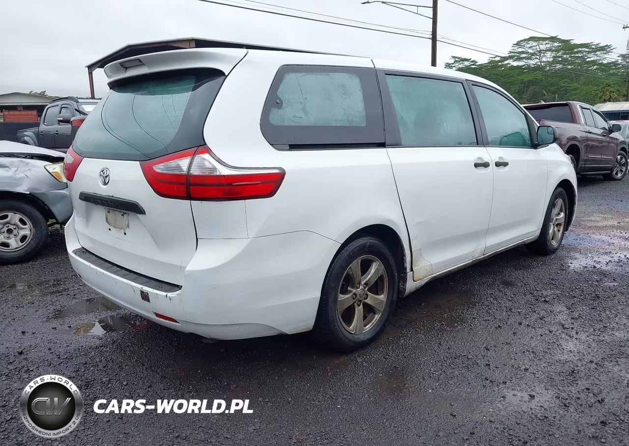 2017 Toyota Sienna L 7 Passenger VIN:5TDZZ3DC5HS894623 - 4