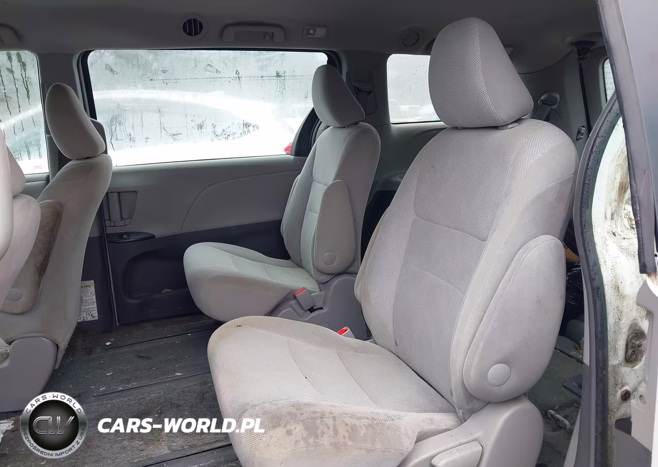 2017 Toyota Sienna L 7 Passenger VIN:5TDZZ3DC5HS894623 - 8