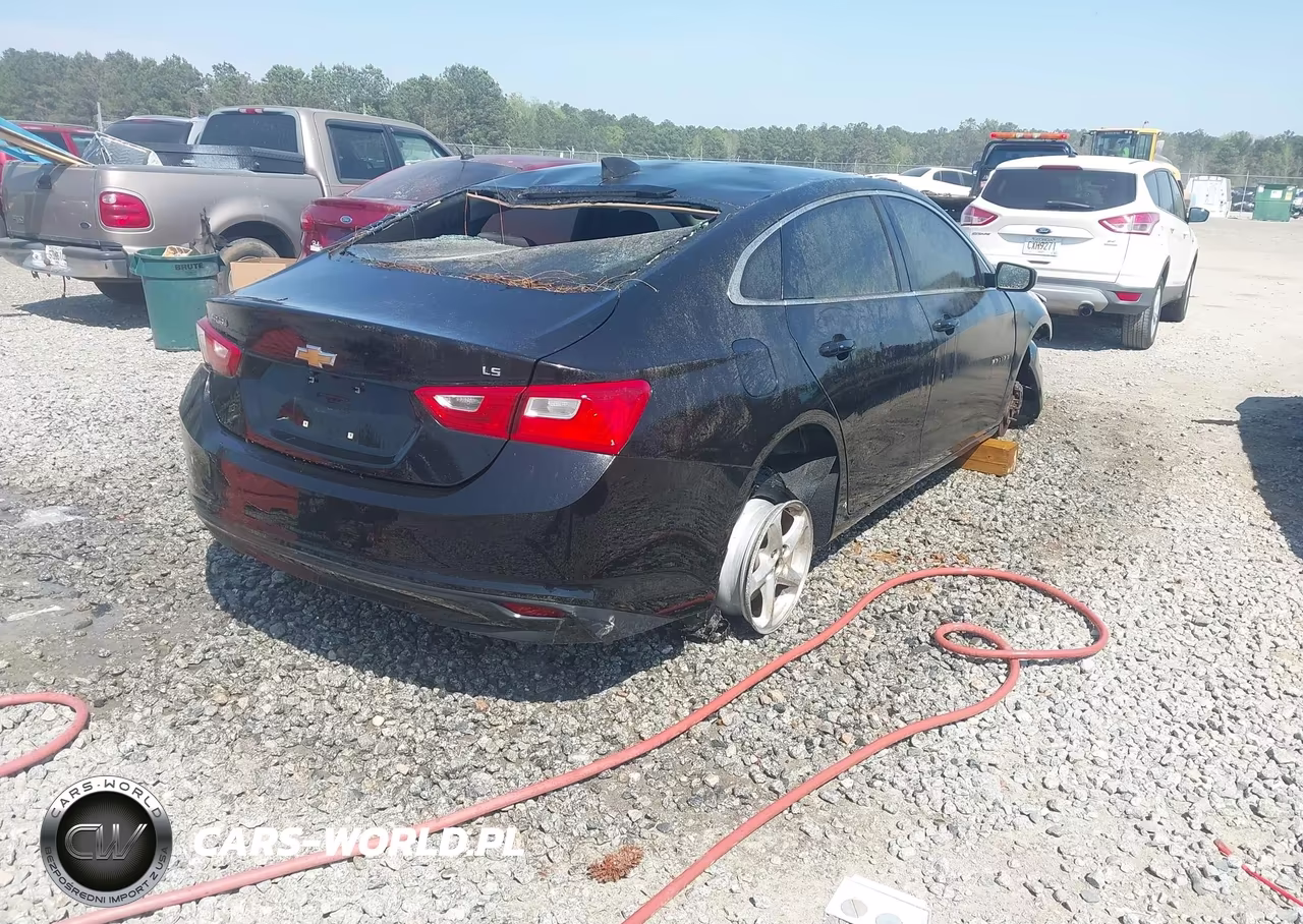 2016 Chevrolet Malibu Ls VIN:1G1ZB5ST4GF359633 - 4