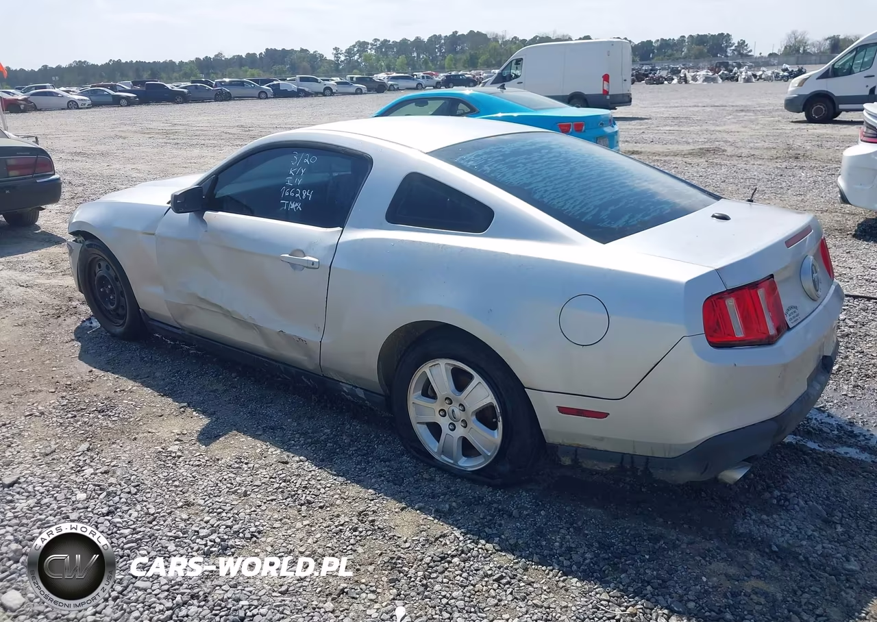 2011 Ford Mustang V6 Premium VIN:1ZVBP8AM2B5166284 - 3