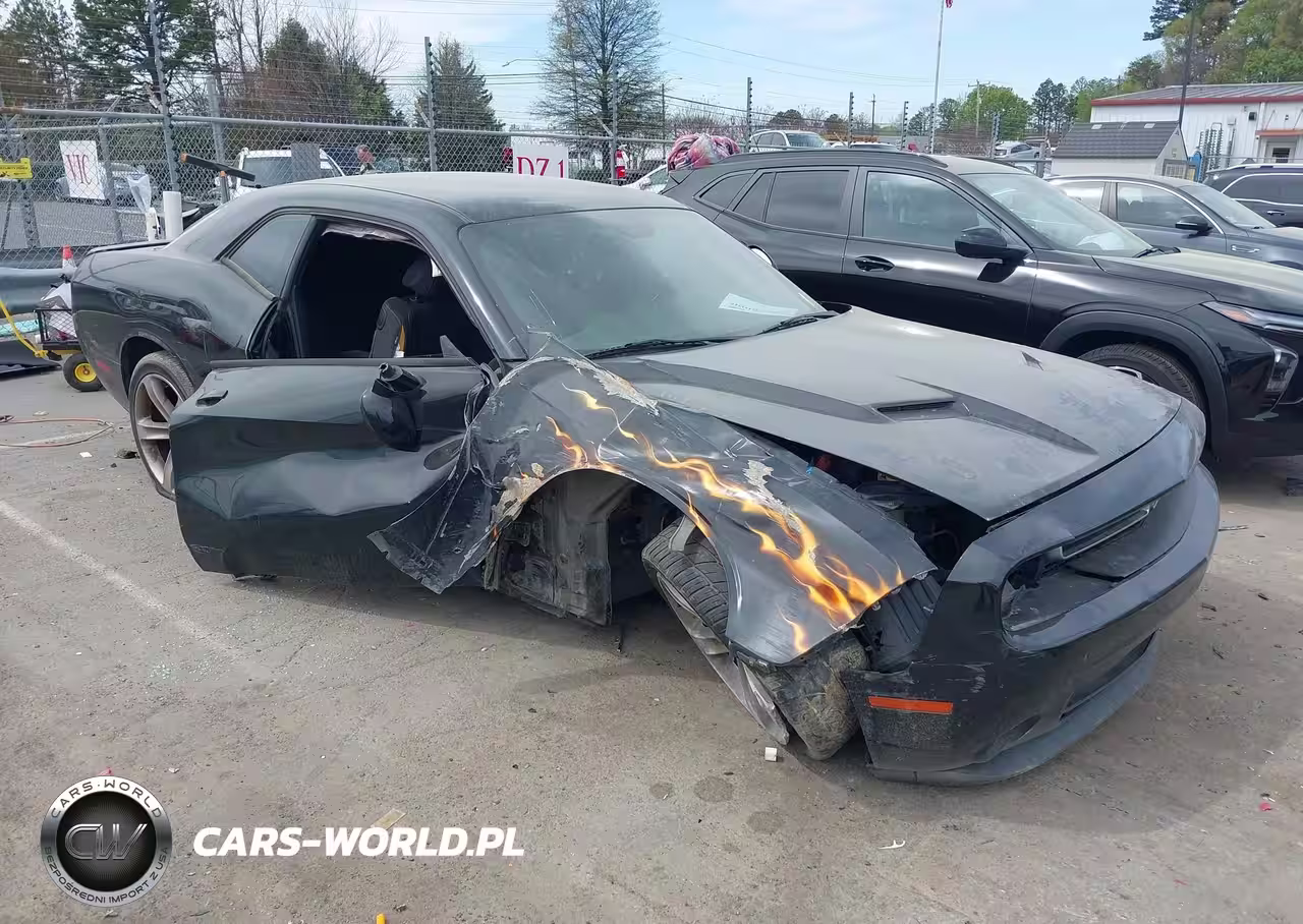 2015 Dodge Challenger Sxt