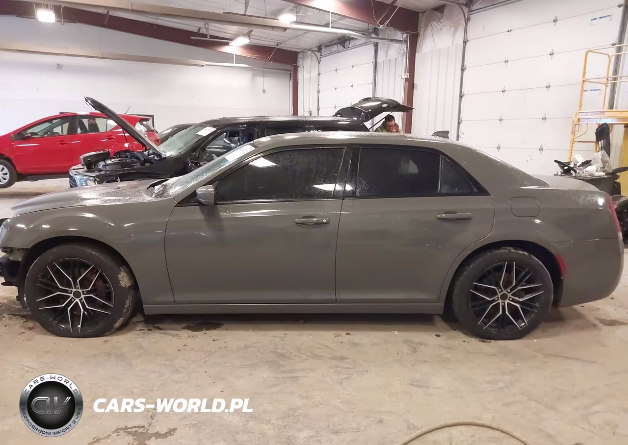 2018 Chrysler 300 300S Awd VIN:2C3CCAGG0JH149538 - 14