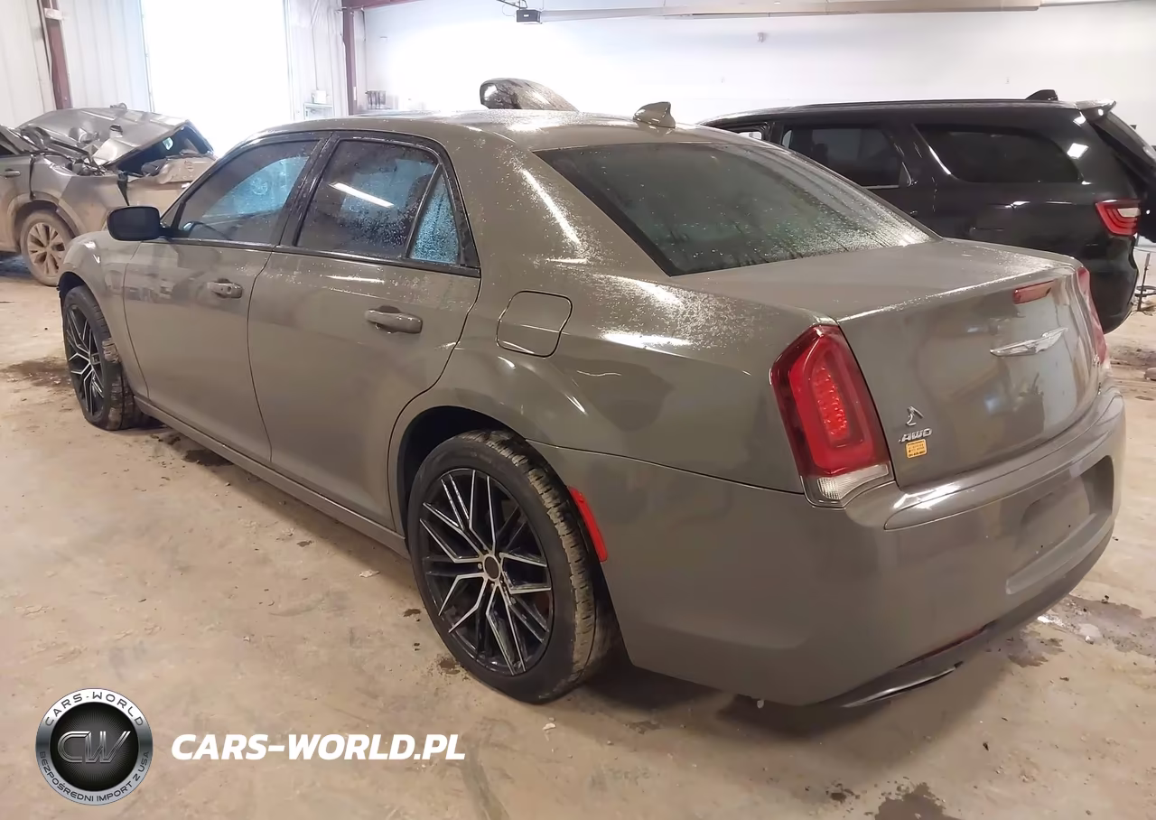 2018 Chrysler 300 300S Awd VIN:2C3CCAGG0JH149538 - 3
