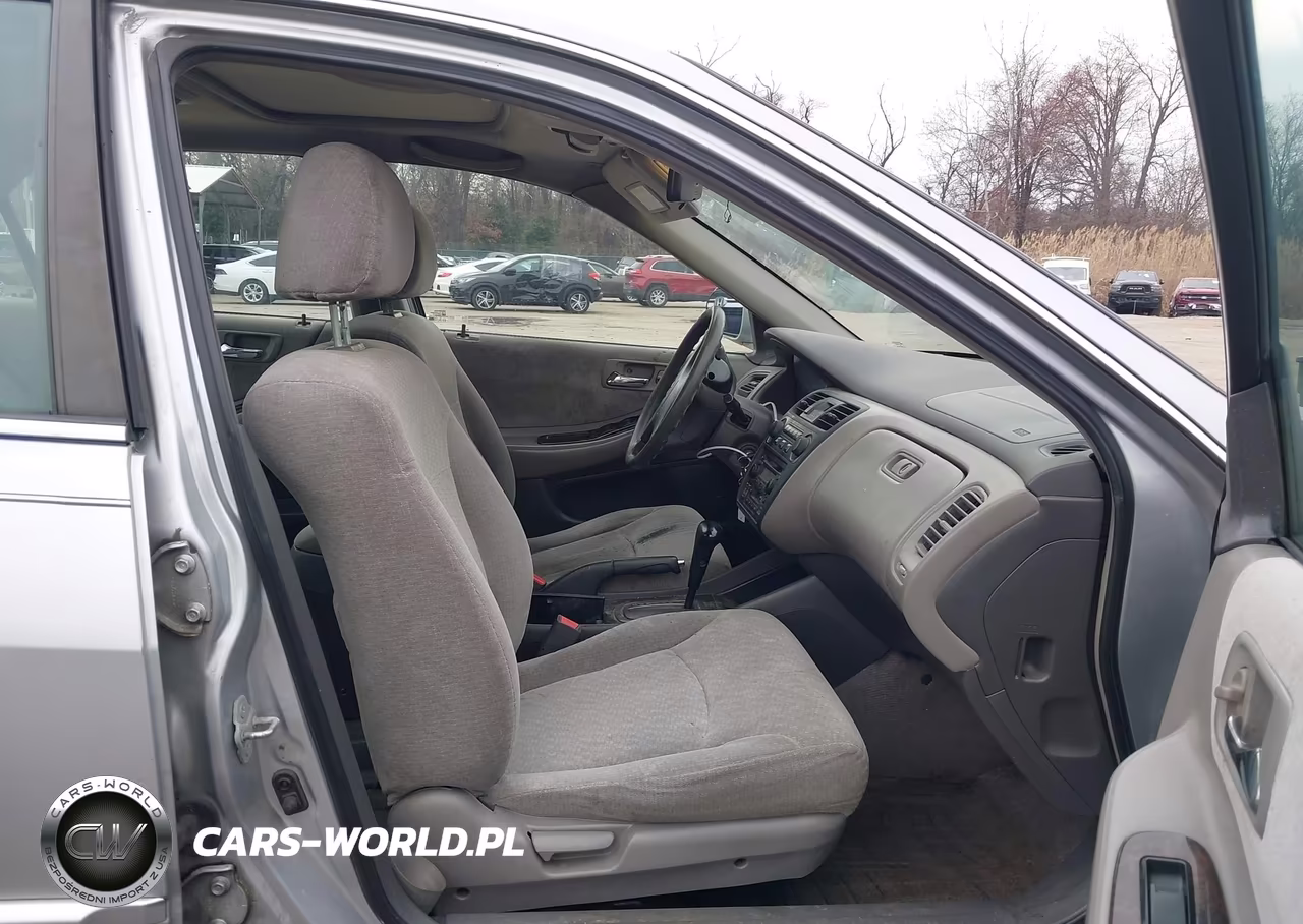 2002 Honda Accord 2.3 Se VIN:1HGCG56792A108206 - 5