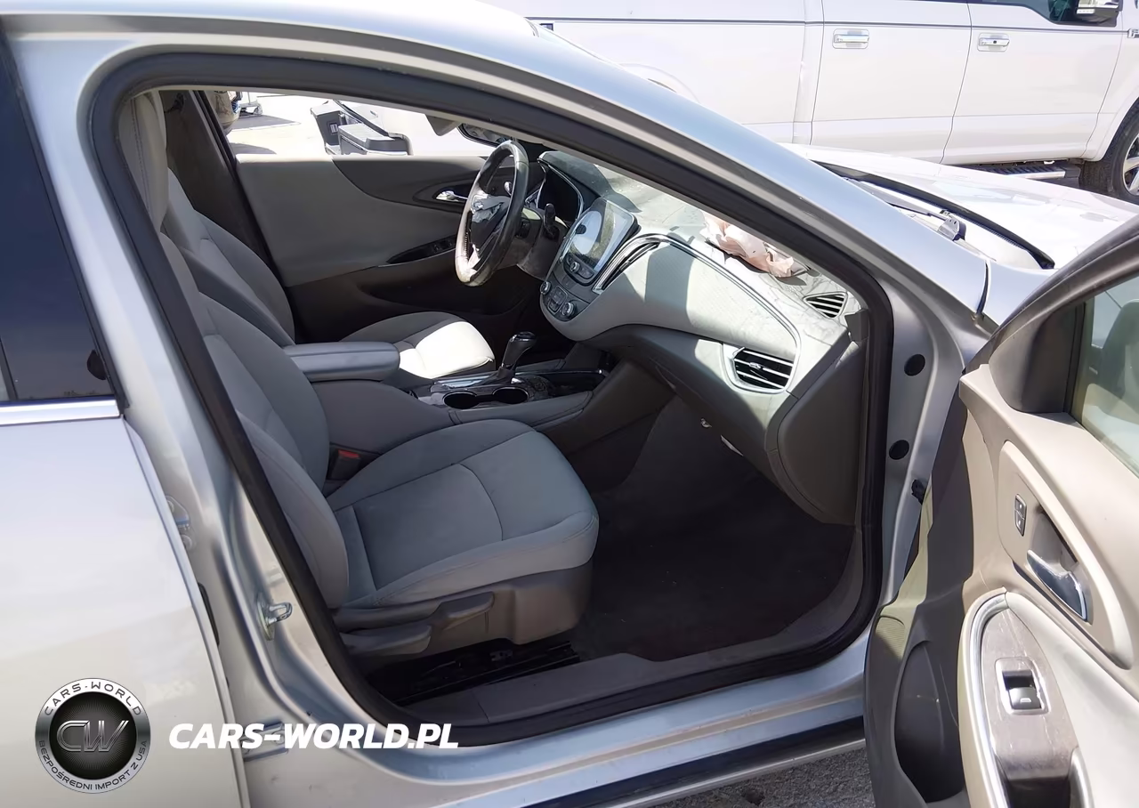 2018 Chevrolet Malibu Lt VIN:1G1ZD5ST3JF165712 - 5
