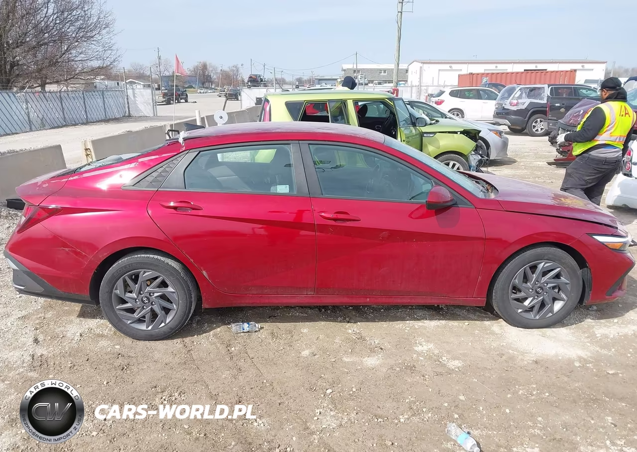 2024 Hyundai Elantra Sel VIN:KMHLM4DG6RU673537 - 13