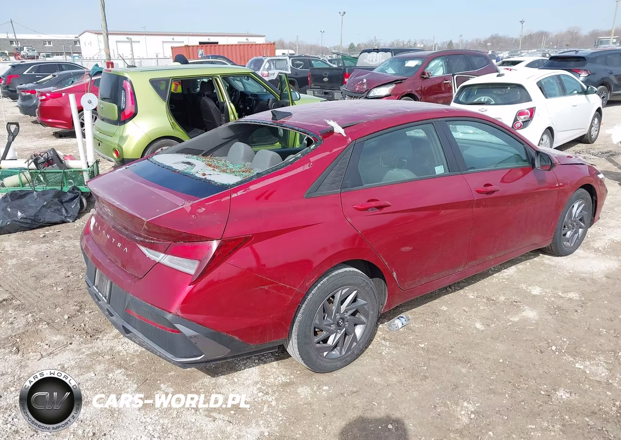 2024 Hyundai Elantra Sel VIN:KMHLM4DG6RU673537 - 4