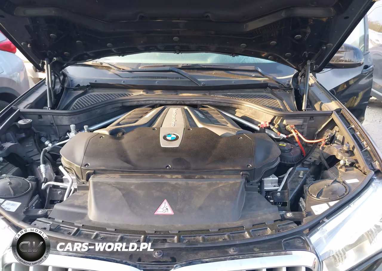 2017 BMW X5 xDrive50I VIN:5UXKR6C3XH0U14002 - 10