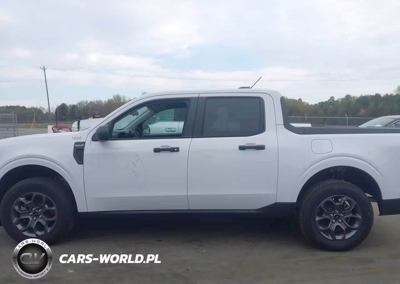 2025 Ford Maverick Xlt VIN:3FTTW8H33SRA37491 - 14