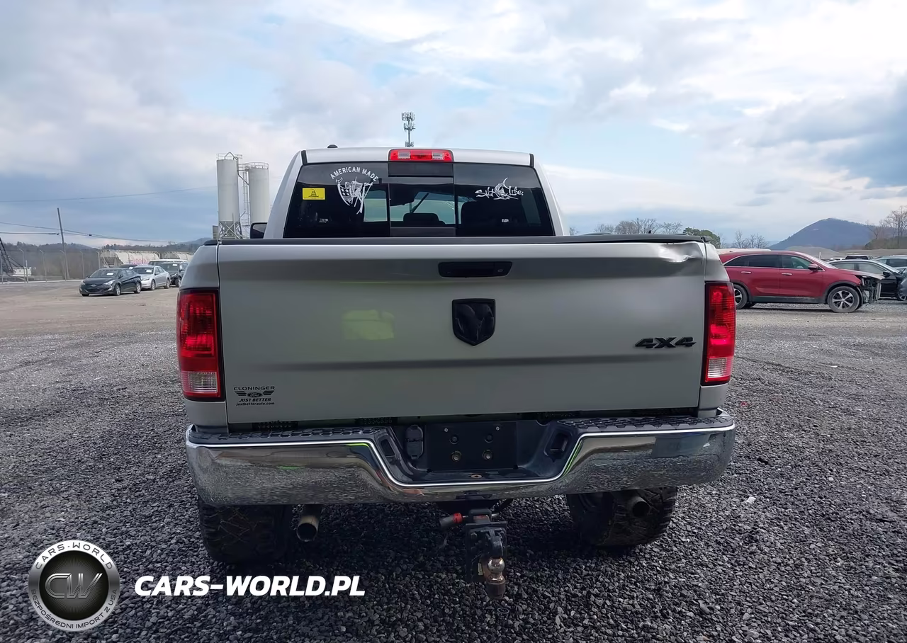 2018 Ram 1500 VIN:1C6RR7LT5JS206312 - 16