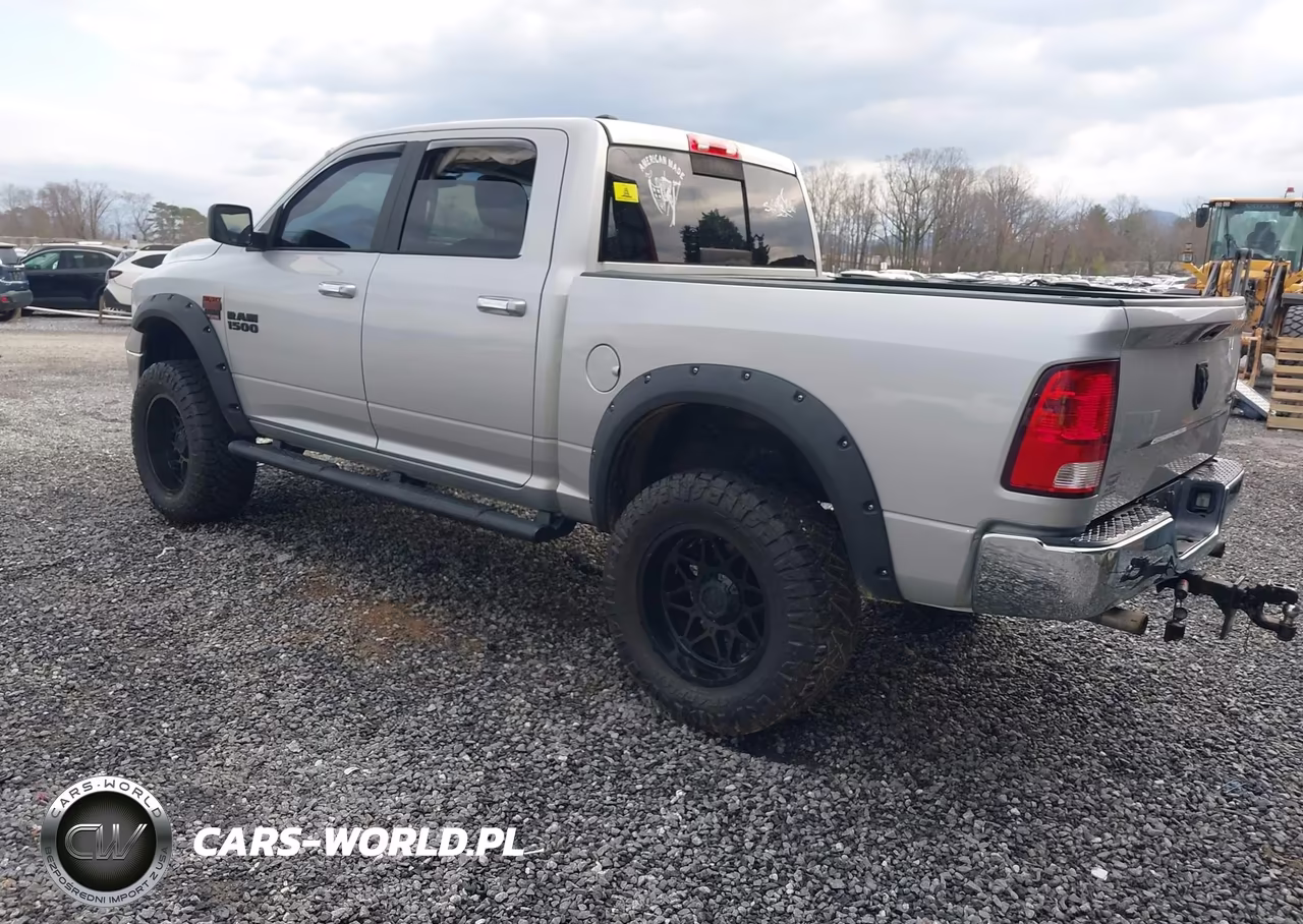 2018 Ram 1500 VIN:1C6RR7LT5JS206312 - 3